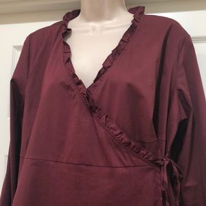 NWOT Old Navy Maternity Stretch Shirt Size XL